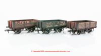 37-097 Bachmann Coal Trader Pack - 3 x 5 Plank Wagons with weathered finish